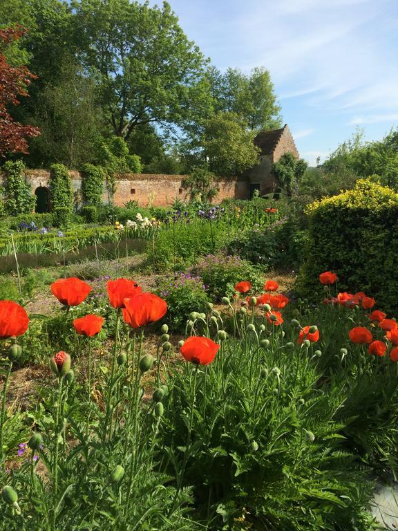 Auberge Du Manoir D'Archelles Arques-la-Bataille Екстериор снимка